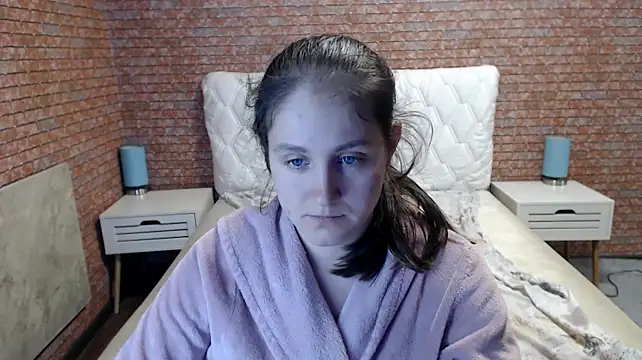 Holliy_Cooper Chat XXX live
