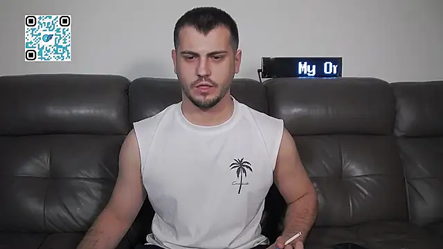 CrazyDom1 Chat XXX live