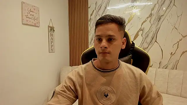 sexy_andres01 Adlı Modelin Web Kamerası Şovu