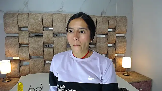 CarolinaySebas' Live XXX Chat