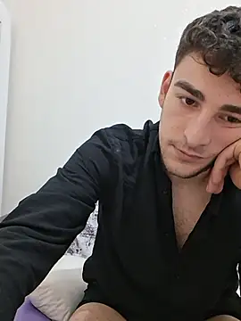 Yasinyasin7 Live XXX Chat