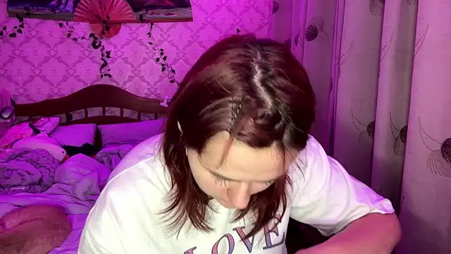 FelvivalKitty XXX чат на живо