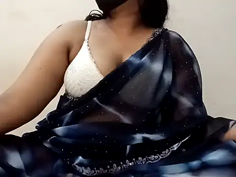 CuteHollder300's Live XXX Chat
