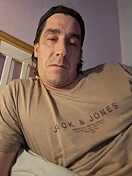Jizzma13 Live XXX Chat