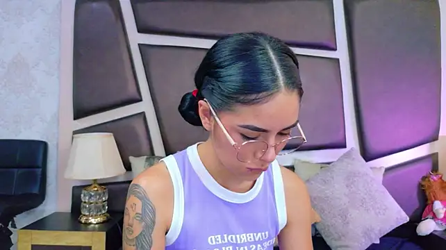 Chat XXX en directo de NicoleEsposito