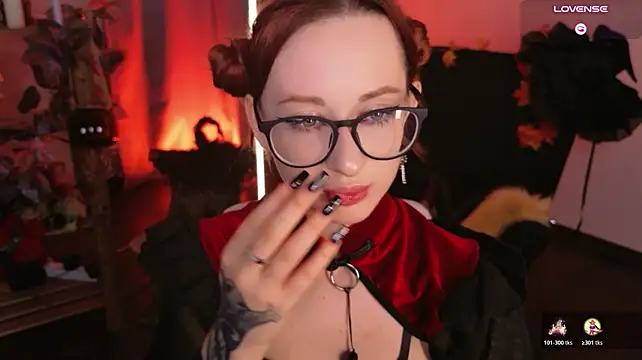 WICKEDEMBER 라이브 XXX 채팅
