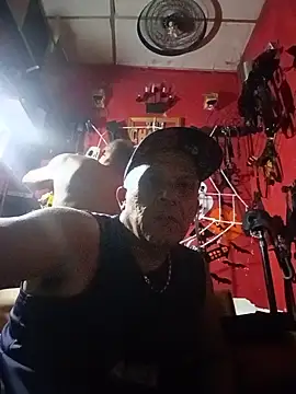 Charly_BC_Dirty's Live XXX Chat