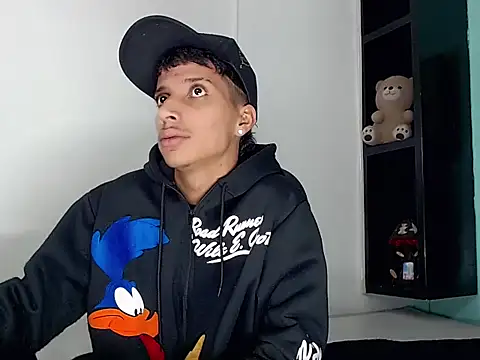 brayan__hot__n Live XXX chat