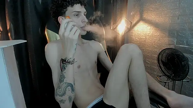 DAMIAN_22 Live XXX-chat