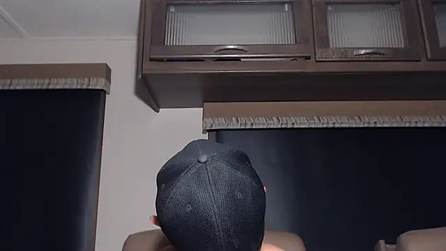 Chat +18 de ThickD2C ao vivo