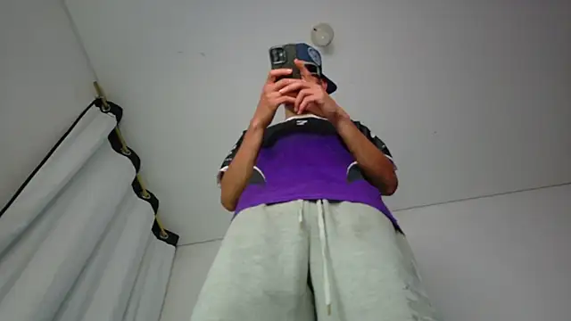 bully_boss' Live XXX Chat