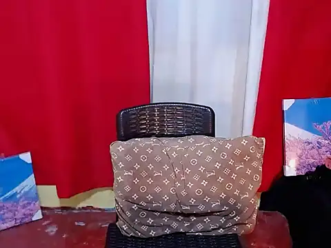 แชท XXX สดของ xxExoticBigCockQueenxx