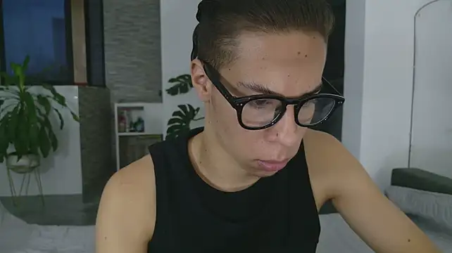 grey___27's Live XXX Chat