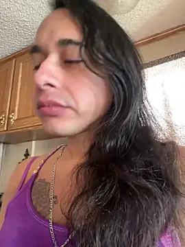 TranSexualJade95 élő XXX-chatje