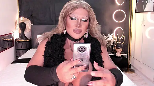 MistressDuhara's Live XXX Chat
