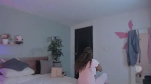 YariRose Chat XXX in diretta