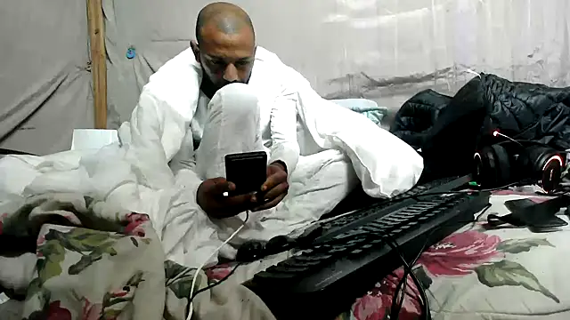 Živý XXX chat Camodick