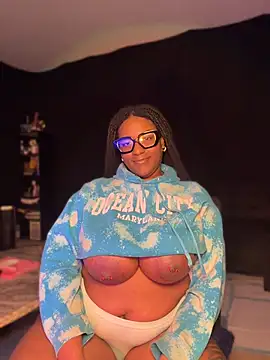 GirthGoddessCocoのライブXXXチャット
