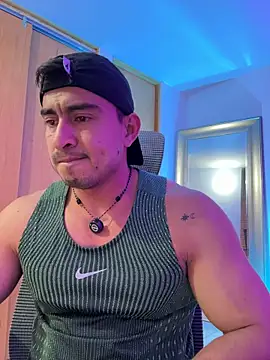 XXX chat uživo modela Chris_Clarck