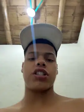 jhan_pierce22 লাইভ XXX চ্যাট