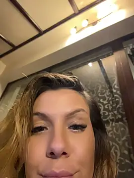 KrisKkiki Live XXX-Chat