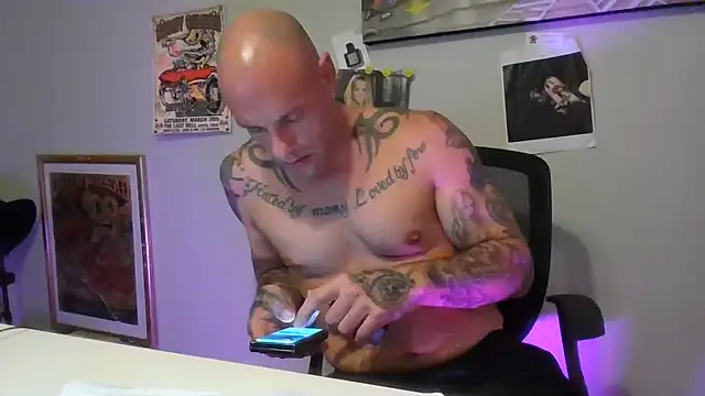 Chat XXX en directo de 2attract