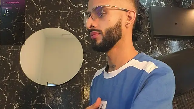 Aureliano_001 Live XXX-Chat