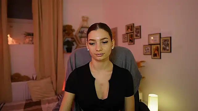 Anna_Brie Chat XXX in diretta