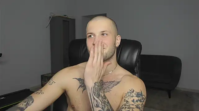 Онлайн чат XXX Igor_Wilde