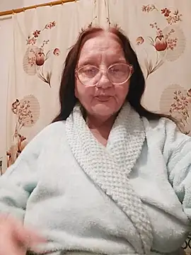 Djalinaa: απευθείας συνομιλία ΧΧΧ