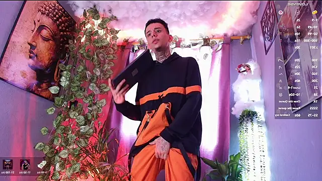 TheBatMansion's Live XXX Chat