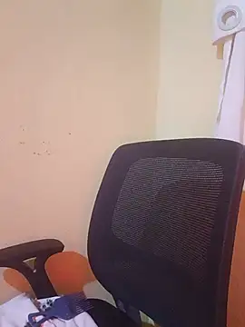nzanizy's Live XXX Chat