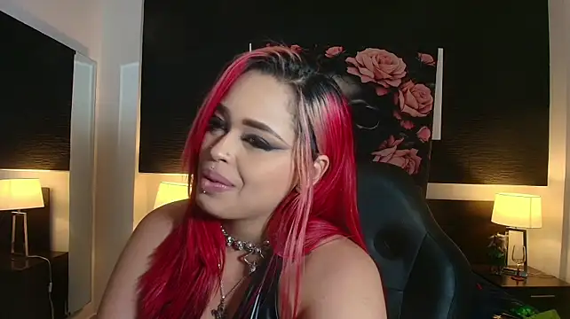 EvaaFoxxy1 Live XXX-Chat
