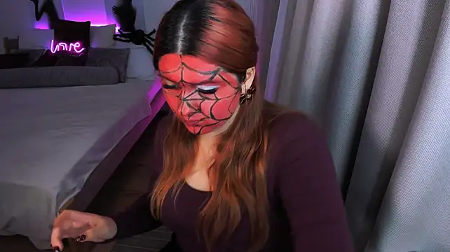 XXX chat uživo modela FieryMilena