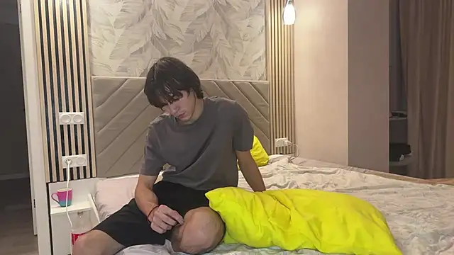 DuoSilk Chat XXX live