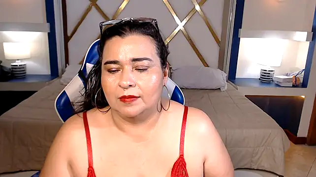 katiusca_rm লাইভ XXX চ্যাট