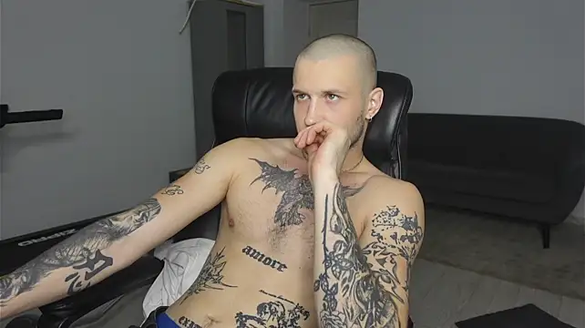 Igor_Wilde élő XXX-chatje