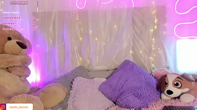 natalie_jaensen 现场XXX聊天