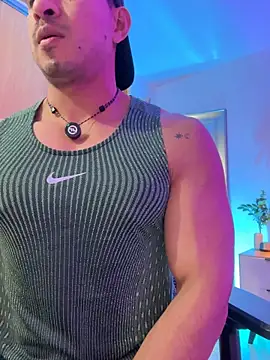 Czat XXX na żywo – Chris_Clarck