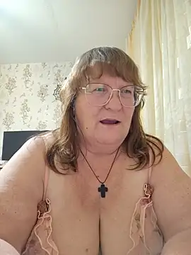 Sweet19-68's Live XXX Chat
