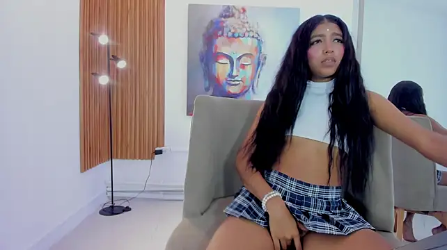 Chat XXX en directo de Yintaish