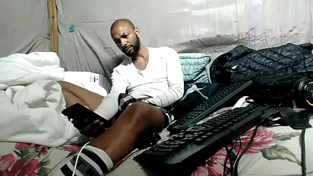 צ'אט XXX בשידור חי של Camodick