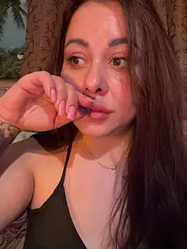 DaisyStreet Chat XXX in diretta