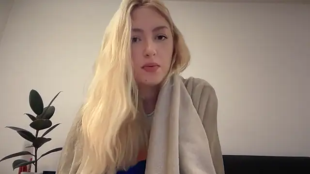 Živý XXX chat Kitty_Swetty