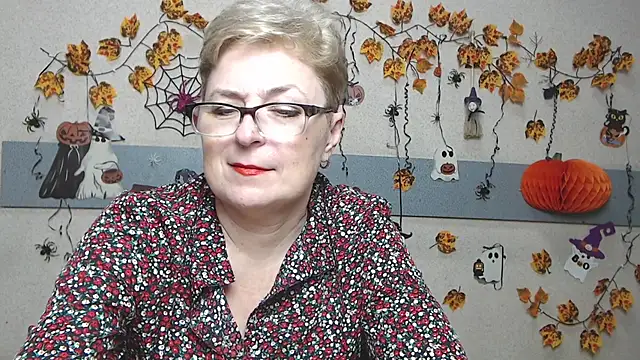 Chatroom XXX en direct de EmiliaGree