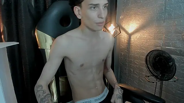 Онлайн чат XXX DAMIAN_22