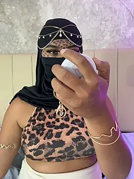 Daksha_a Chat XXX in diretta
