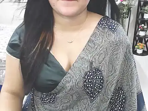 Chat +18 de Ridiha_Pari ao vivo
