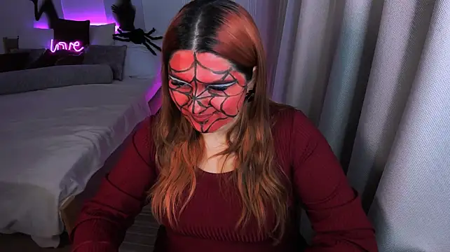 FieryMilena élő XXX-chatje