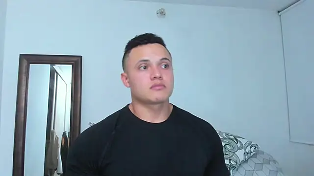 KingLevi01 Live XXX Chat